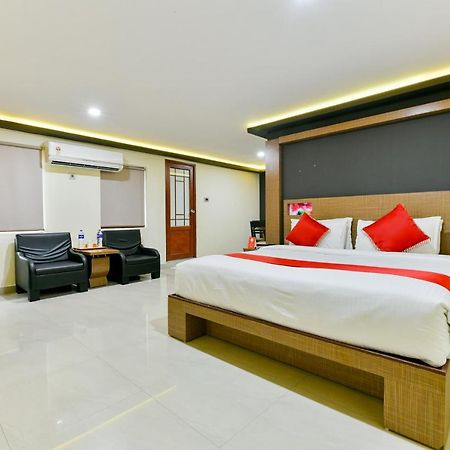 Oyo 1889 Hotel Aj Park Alappuzha 外观 照片