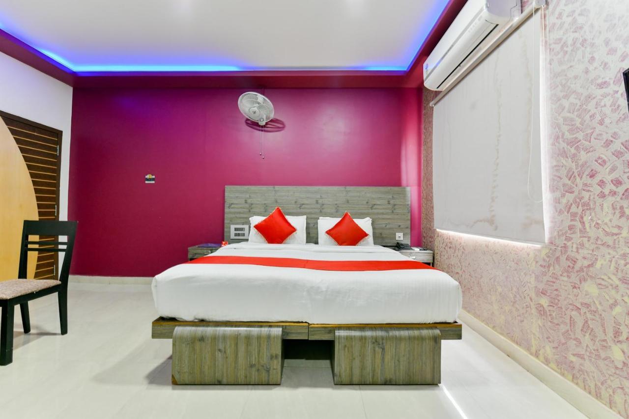 Oyo 1889 Hotel Aj Park Alappuzha 客房 照片
