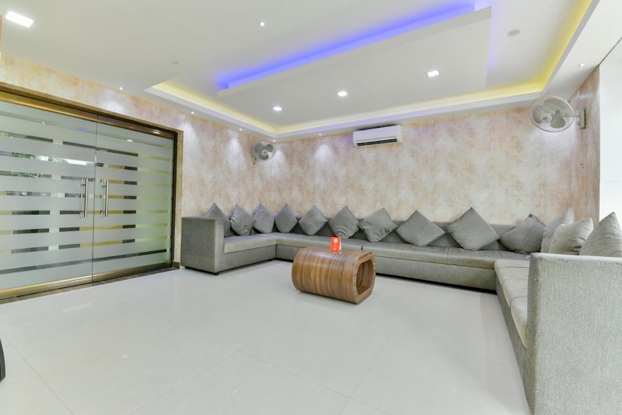 Oyo 1889 Hotel Aj Park Alappuzha 外观 照片