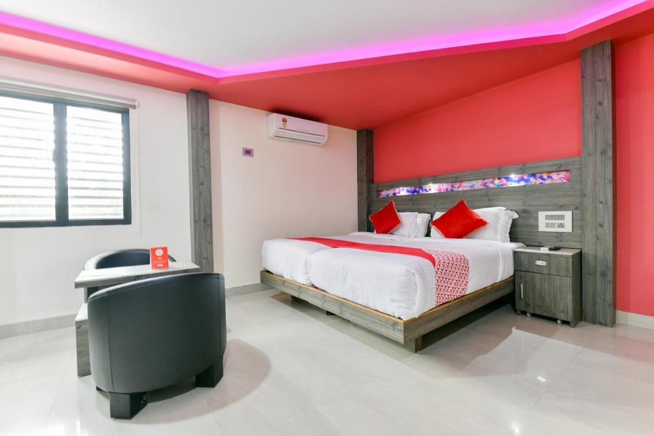 Oyo 1889 Hotel Aj Park Alappuzha 外观 照片