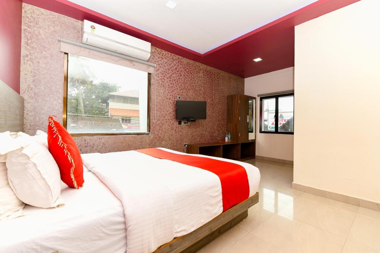 Oyo 1889 Hotel Aj Park Alappuzha 外观 照片
