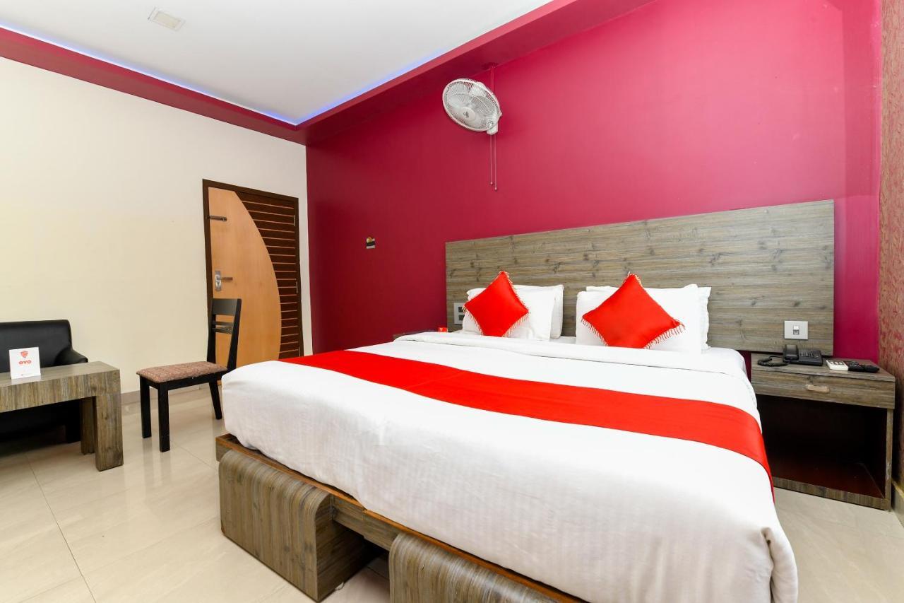 Oyo 1889 Hotel Aj Park Alappuzha 外观 照片