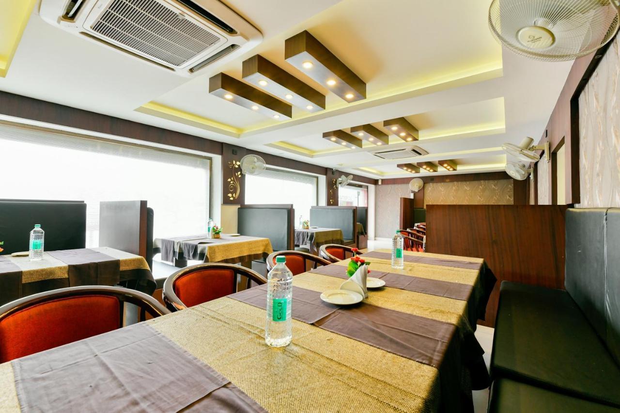 Oyo 1889 Hotel Aj Park Alappuzha 外观 照片